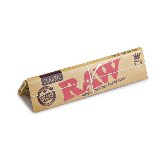 raw classic king size slim rolling papers 32 leaves pack front vew uae